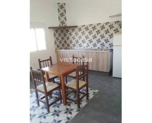 Cuina de Apartament de lloguer en El Viso del Alcor amb Calefacció i Moblat