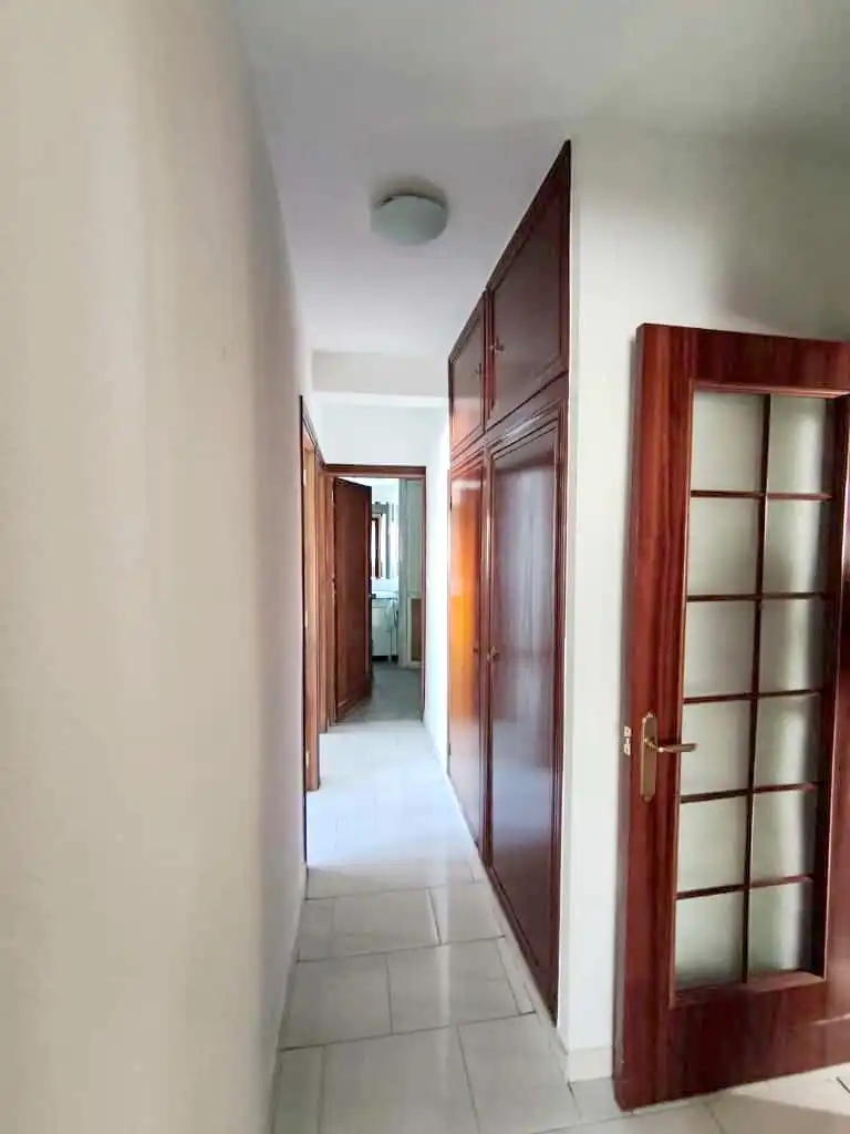 Piso en venta en Madrid con Calefacción y Terraza