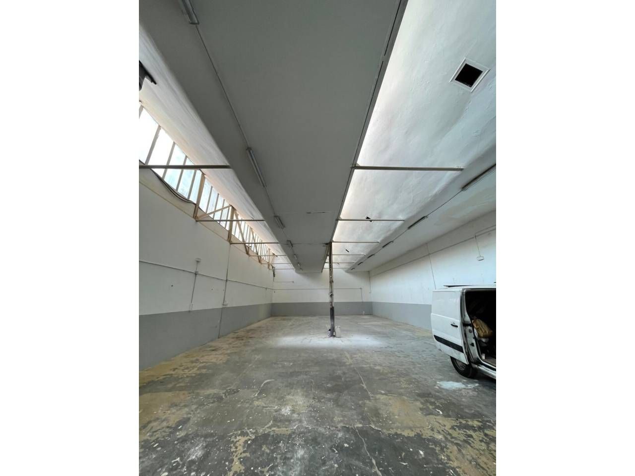 Nau industrial en venda en Sant Fost de Campsentelles