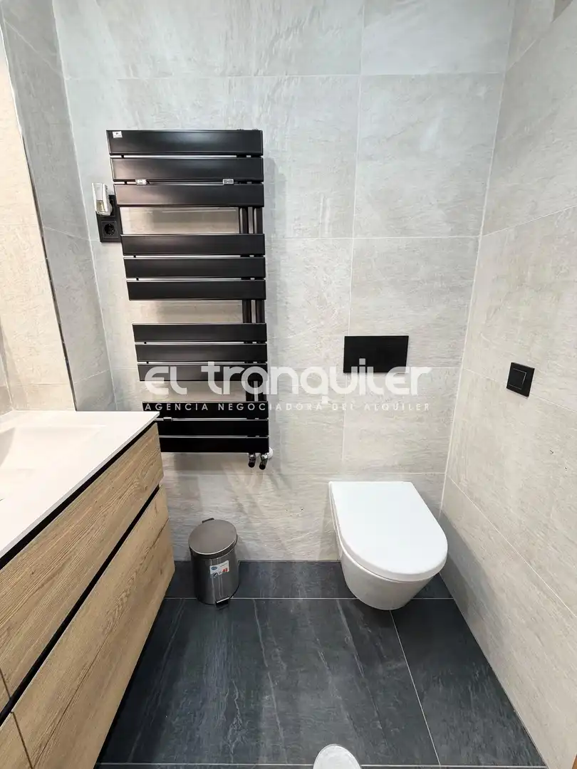 Bathroom of Flat for rent in Arganda del Rey  with Air Conditioner, Terrace and Swimming Pool