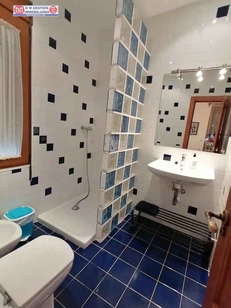 Badezimmer von Country house zum Verkauf in Alcázar de San Juan mit Privatgarten, Schwimmbad und Möbliert