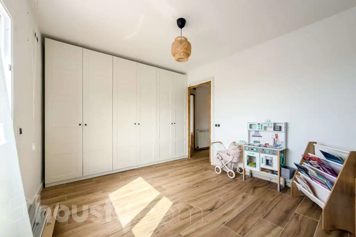Bedroom of Houses for sale in Mataró  with Air Conditioner, Heating and Terrace