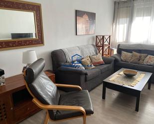 Living room of Duplex to rent in  Cádiz Capital