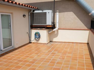 Haus mit Balkon zum Verkauf in Carrer Pizarro