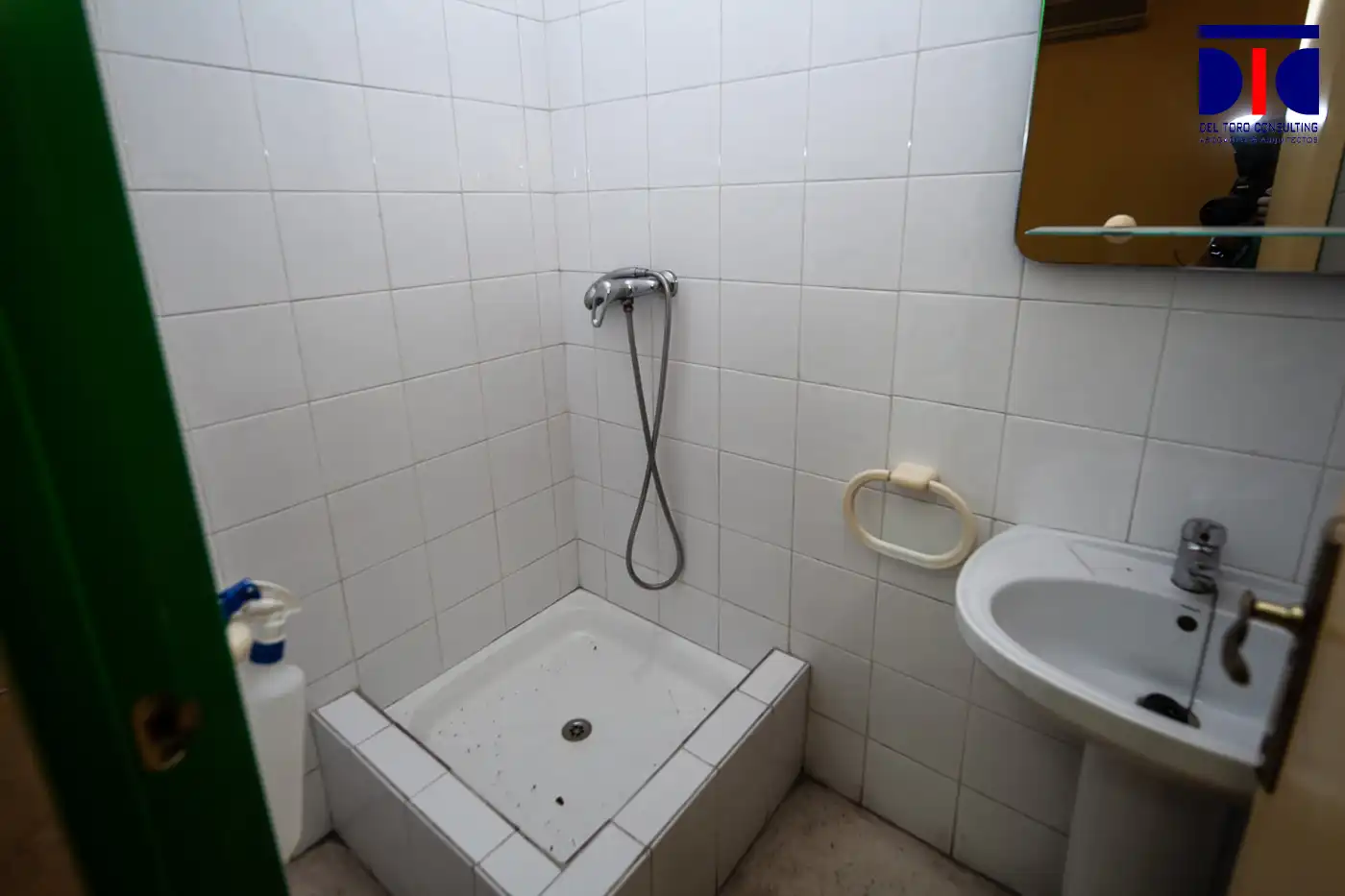 Baño de Piso en venta en Sevilla con Aire acondicionado y Internet