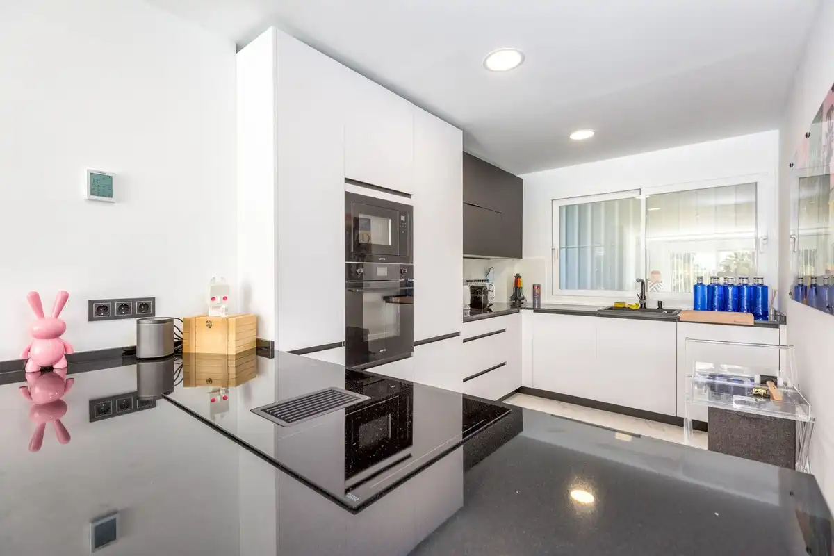 Bajo con piscina en venta en Benamara - Atalaya, imagen 6