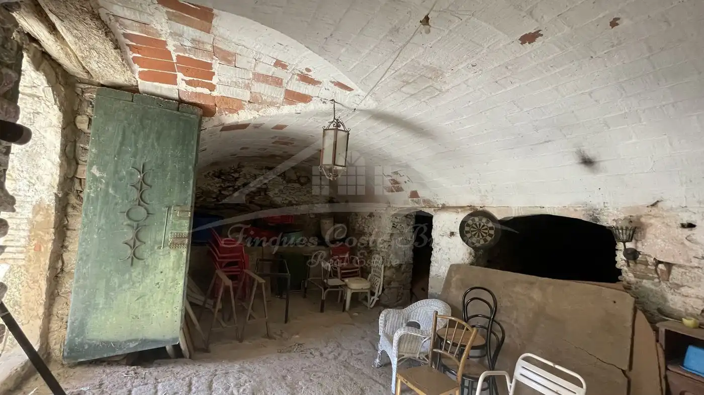 Finca rústica en venta en Vilajuïga