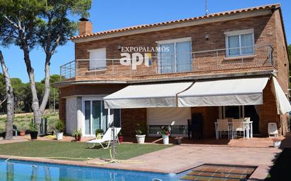 Vista exterior de Casa o xalet en venda en Palamós amb Aire condicionat i Piscina