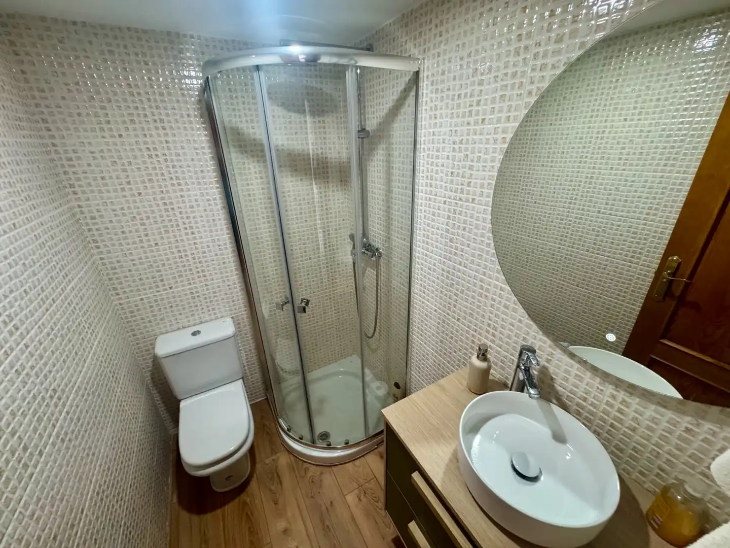 Bathroom of Apartments for rent in Benahavís  with Furnished, Oven and Washing machine