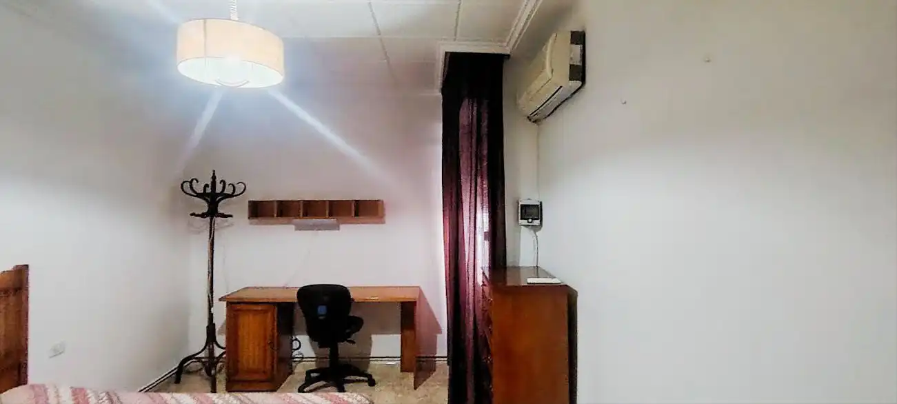 Habitación de Piso de alquiler en Linares con Aire acondicionado, Calefacción y Amueblado
