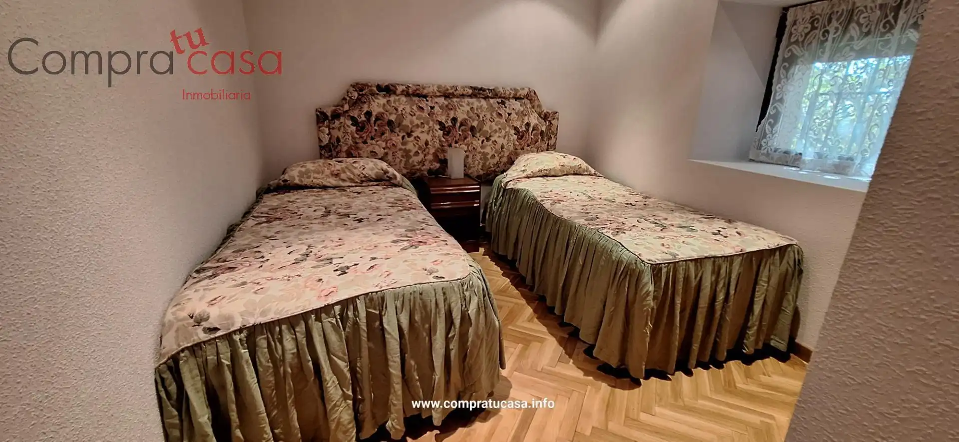 Schlafzimmer von Wohnung zur Miete in Trescasas mit Heizung, Parkett und Möbliert