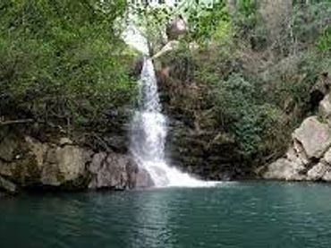 Xalet amb jardí en venda a Calle Puente Romano 30
