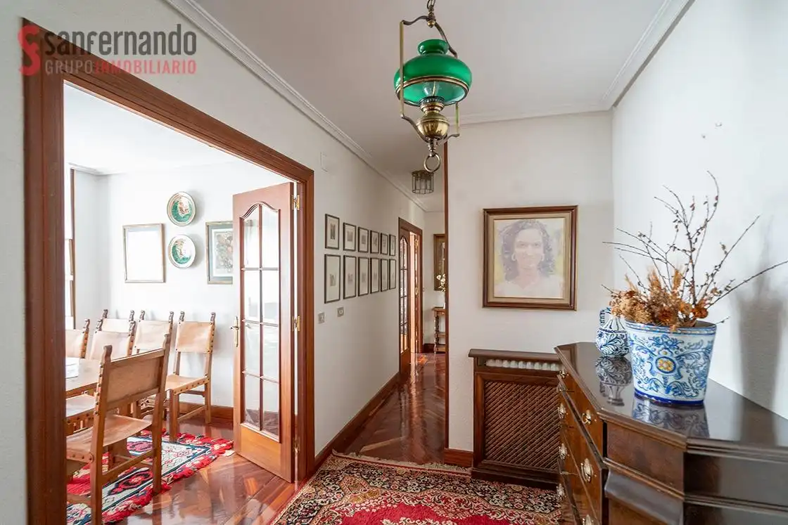 Piso en venta en Corvera de Toranzo con Calefacción