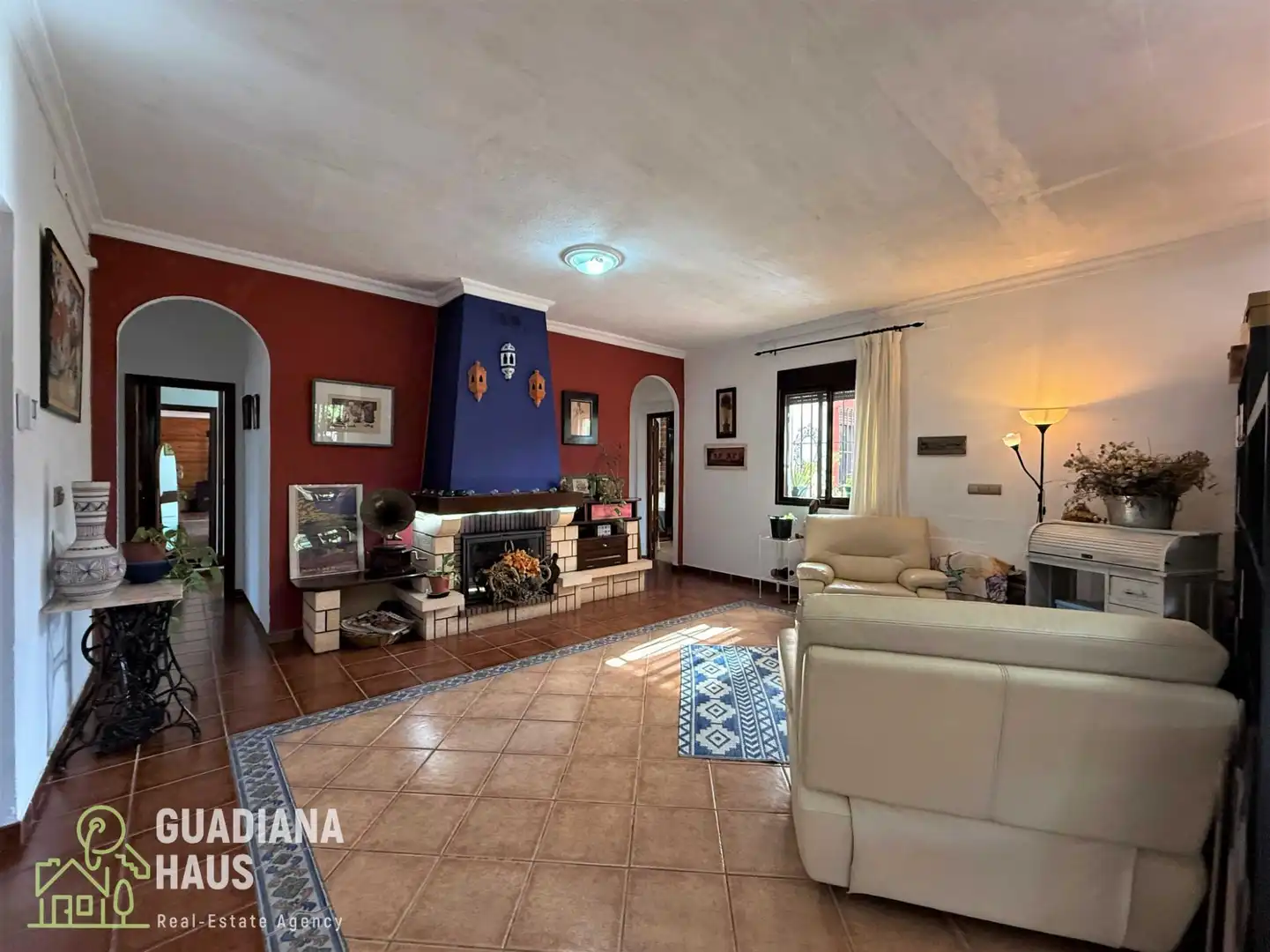 Sala de estar de Finca rústica en venta en Lepe con Trastero y Piscina