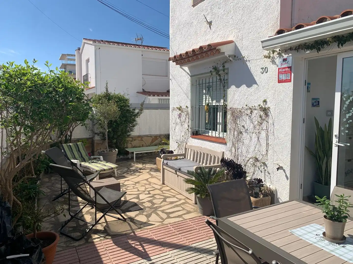 Terraza de Casa adosada en venta en Roses con Aire acondicionado, Calefacción y Jardín privado