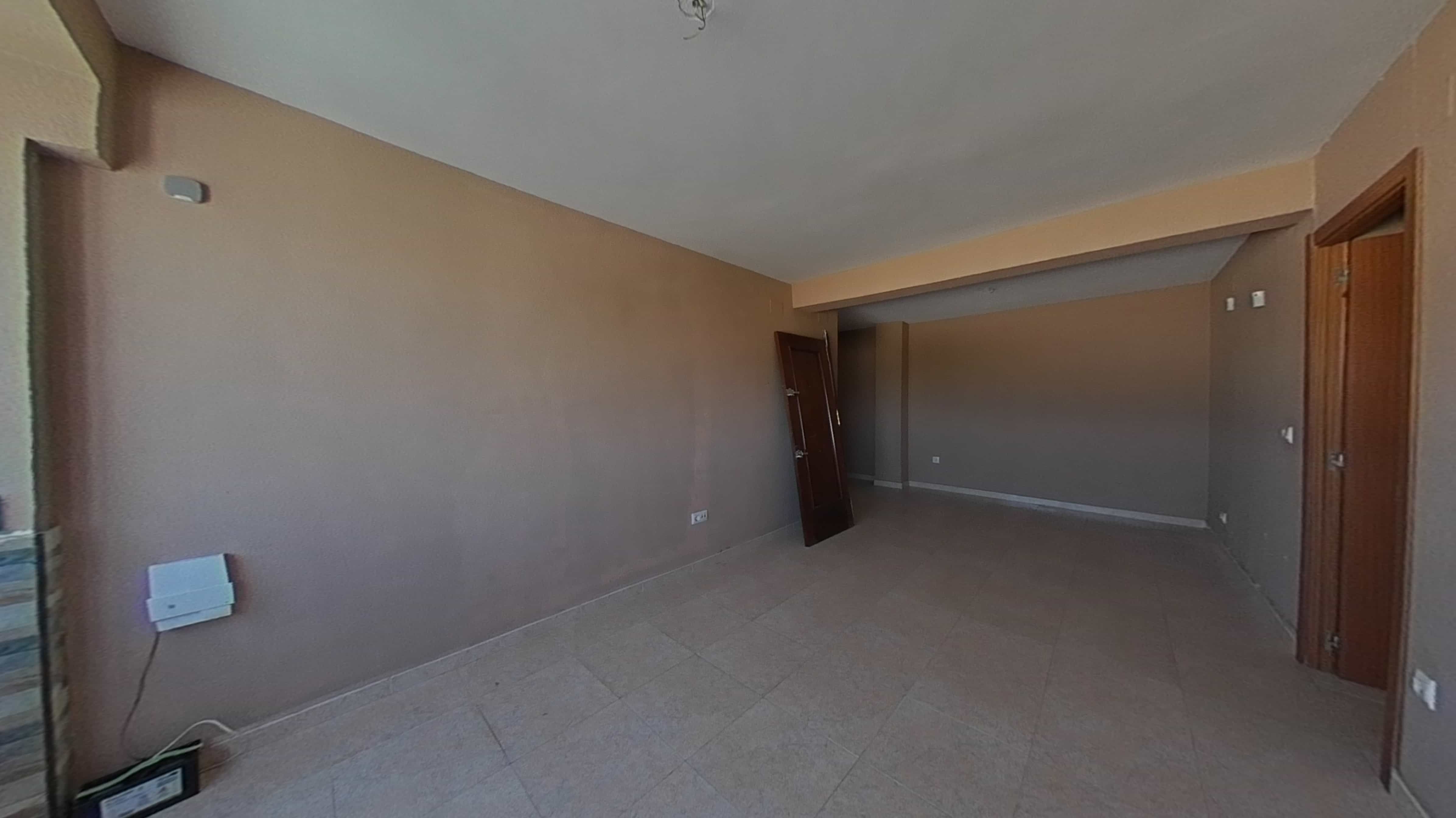 Flat for sale in Dos Hermanas  with Air Conditioner
