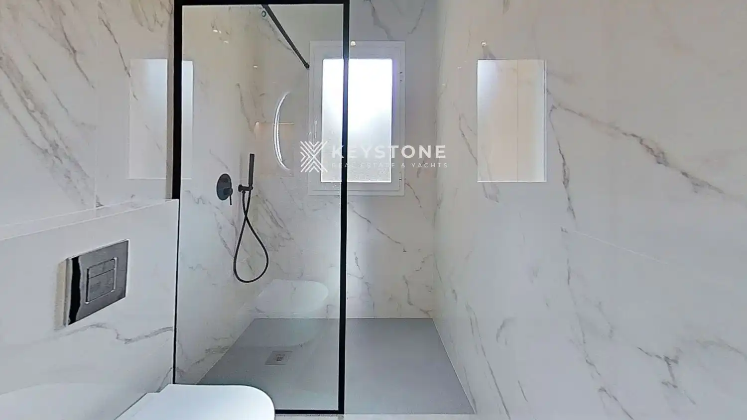 Bathroom of Houses for sale in Calvià  with Terrace, Storage room and Swimming Pool