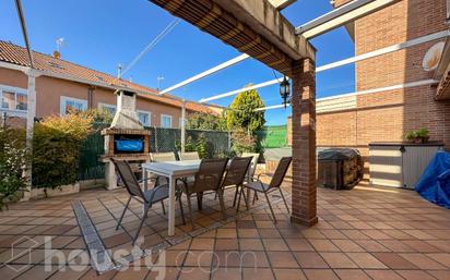 Terrassa de Casa o xalet en venda en Torrejón del Rey amb Aire condicionat, Calefacció i Jardí privat