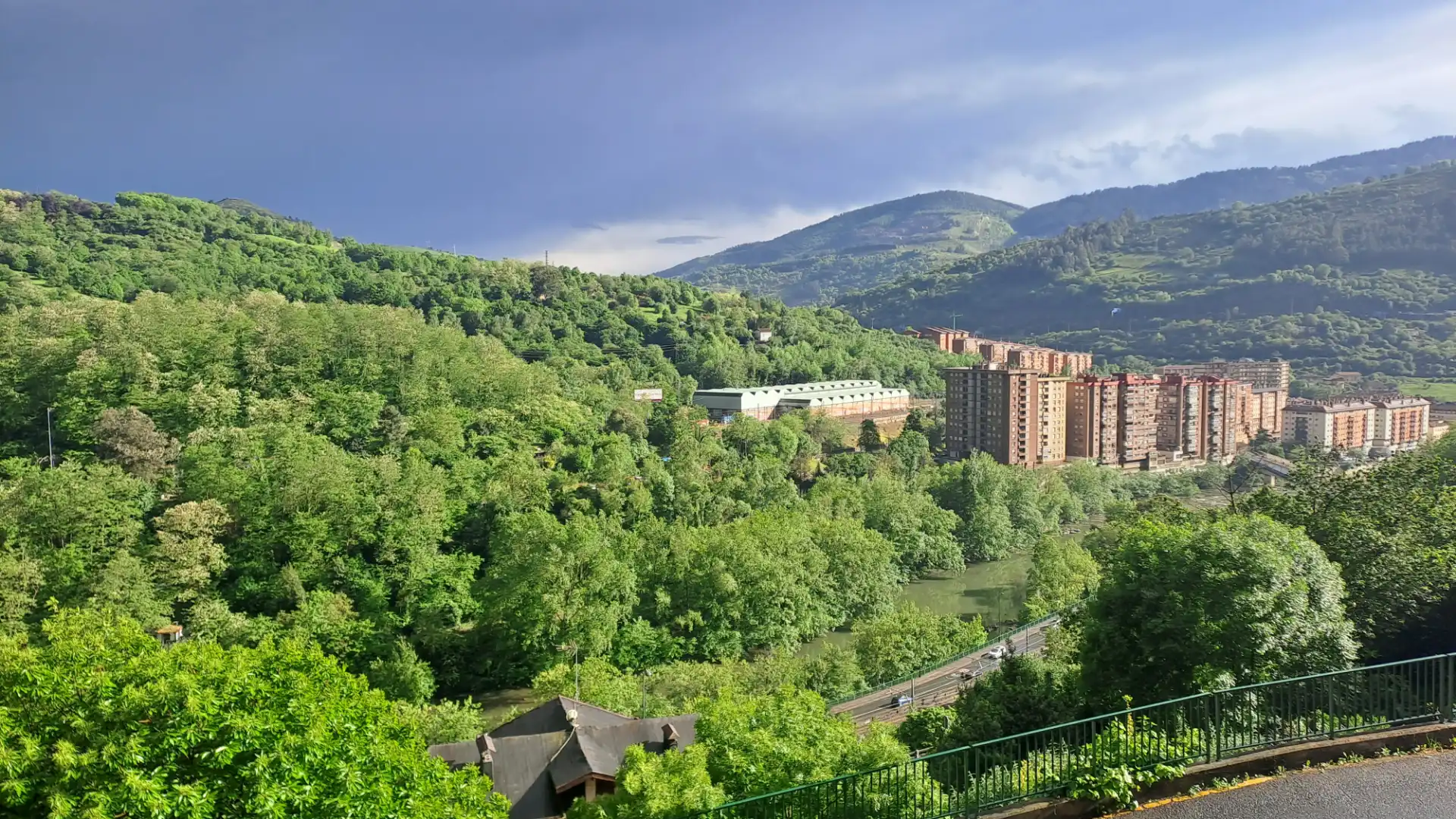 Exterior view of Flat for sale in Bilbao   with Furnished