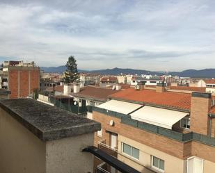 Vista exterior de Àtic en venda en Girona Capital amb Terrassa