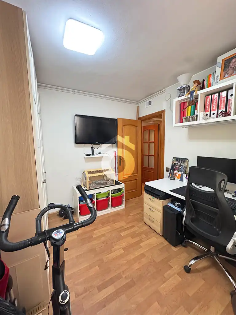 Flat for sale in Martorell  with Air Conditioner, Heating and Parquet flooring