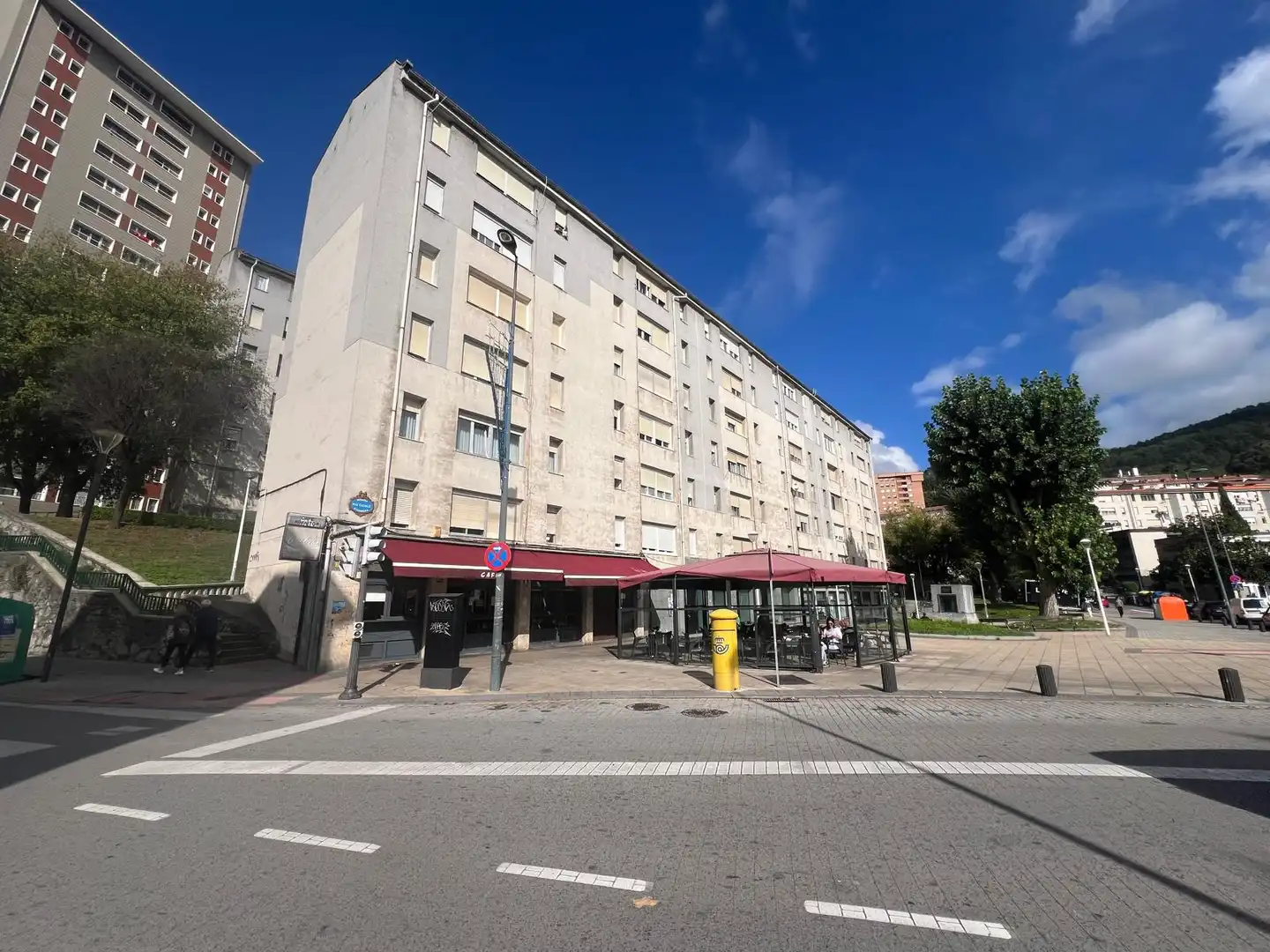 Exterior view of Flat for sale in Otxarkoaga - Txurdinaga