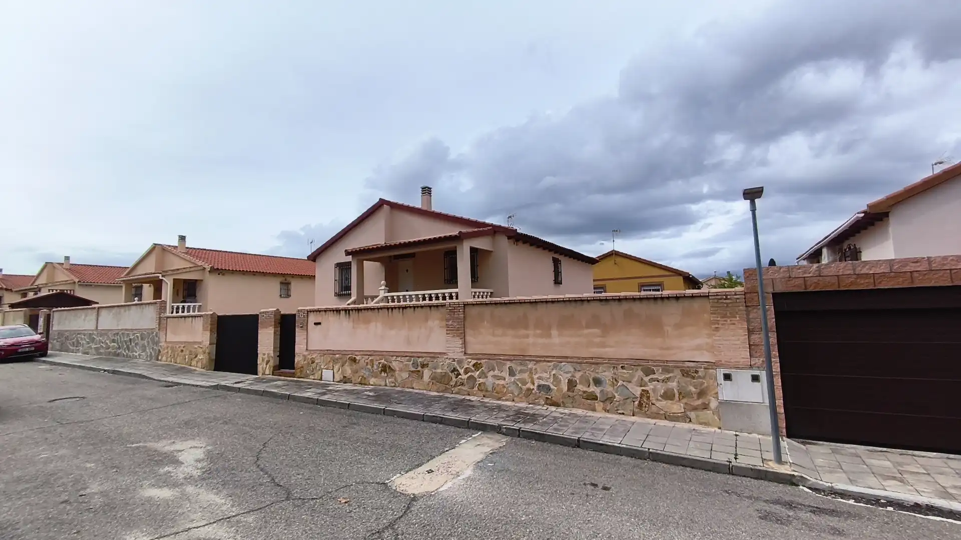 Exterior view of Houses for sale in Burguillos de Toledo  with Air Conditioner, Heating and Private garden