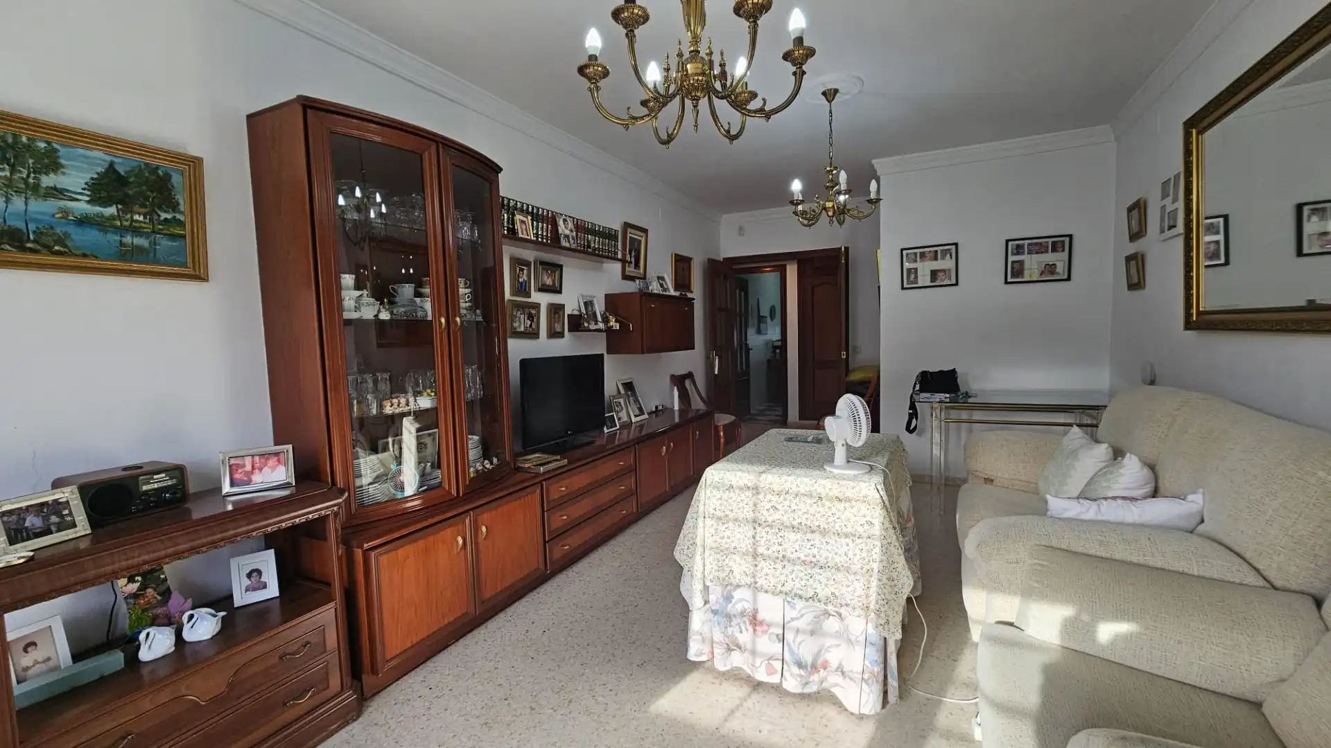 Living room of Flat for sale in Jerez de la Frontera  with Air Conditioner, Terrace and Storage room