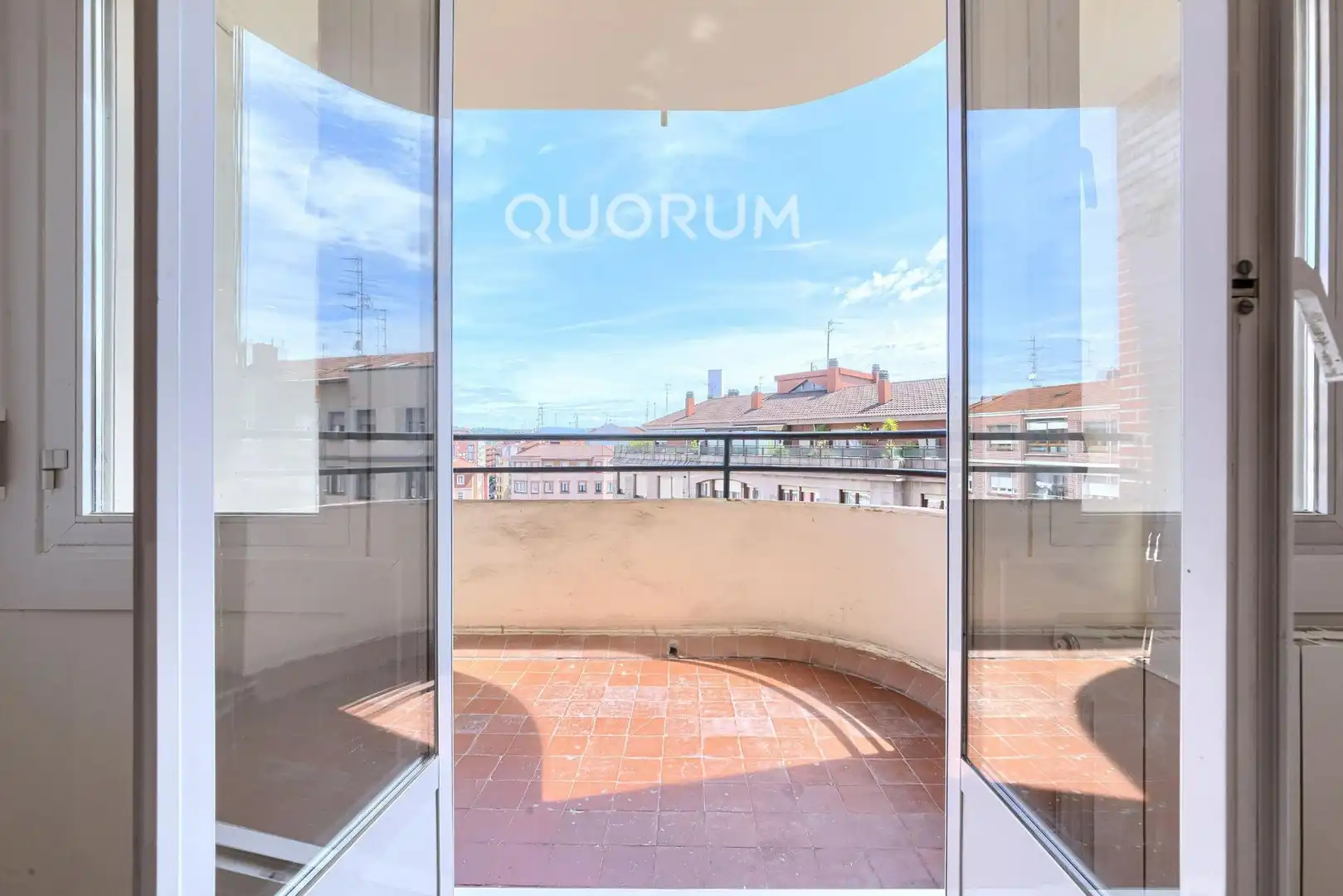 Terraza de Piso en venta en Barakaldo  con Calefacción y Balcón