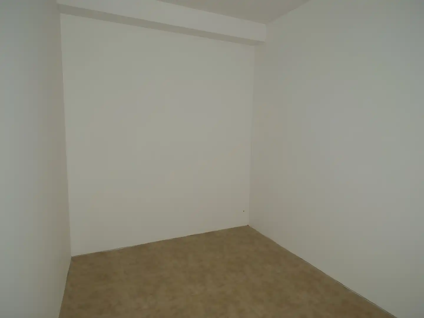 Habitación de Local en venta en Vilablareix