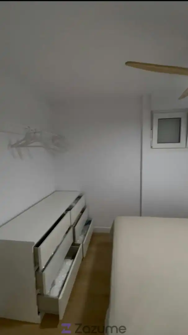 Habitación de Apartamento de alquiler en Laredo con Calefacción, Amueblado y Horno