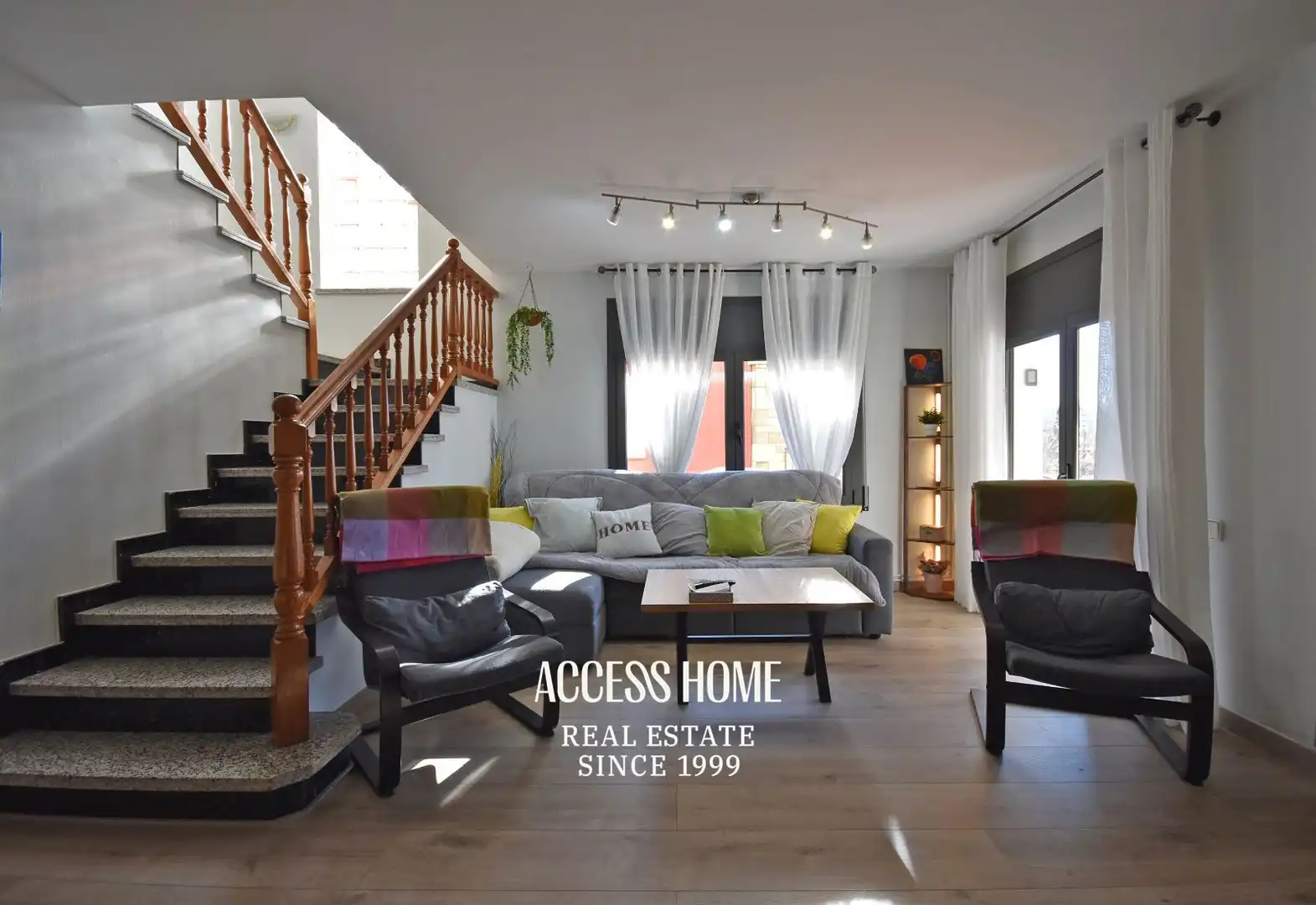 Living room of Houses for sale in Alella  with Air Conditioner, Heating and Swimming Pool