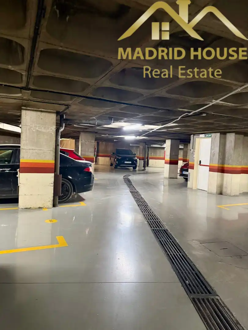 Garage for rent in ciudad de barcelona, Pacífico