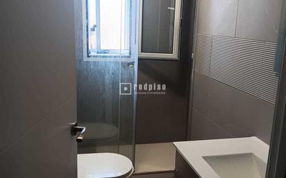 Bathroom of Flat for sale in  Madrid Capital  with Terrace