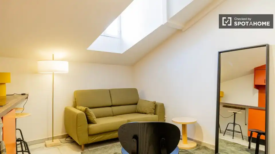 Sala de estar de Piso de alquiler en Madrid con Aire acondicionado, Calefacción y Amueblado