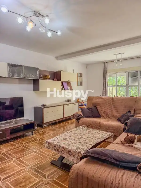 Sala d'estar de Casa o xalet en venda en Las Cabezas de San Juan, Sevilla