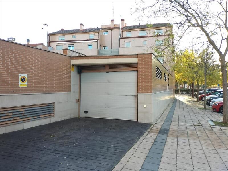Garage for sale in VEREDA, Polígono Argales