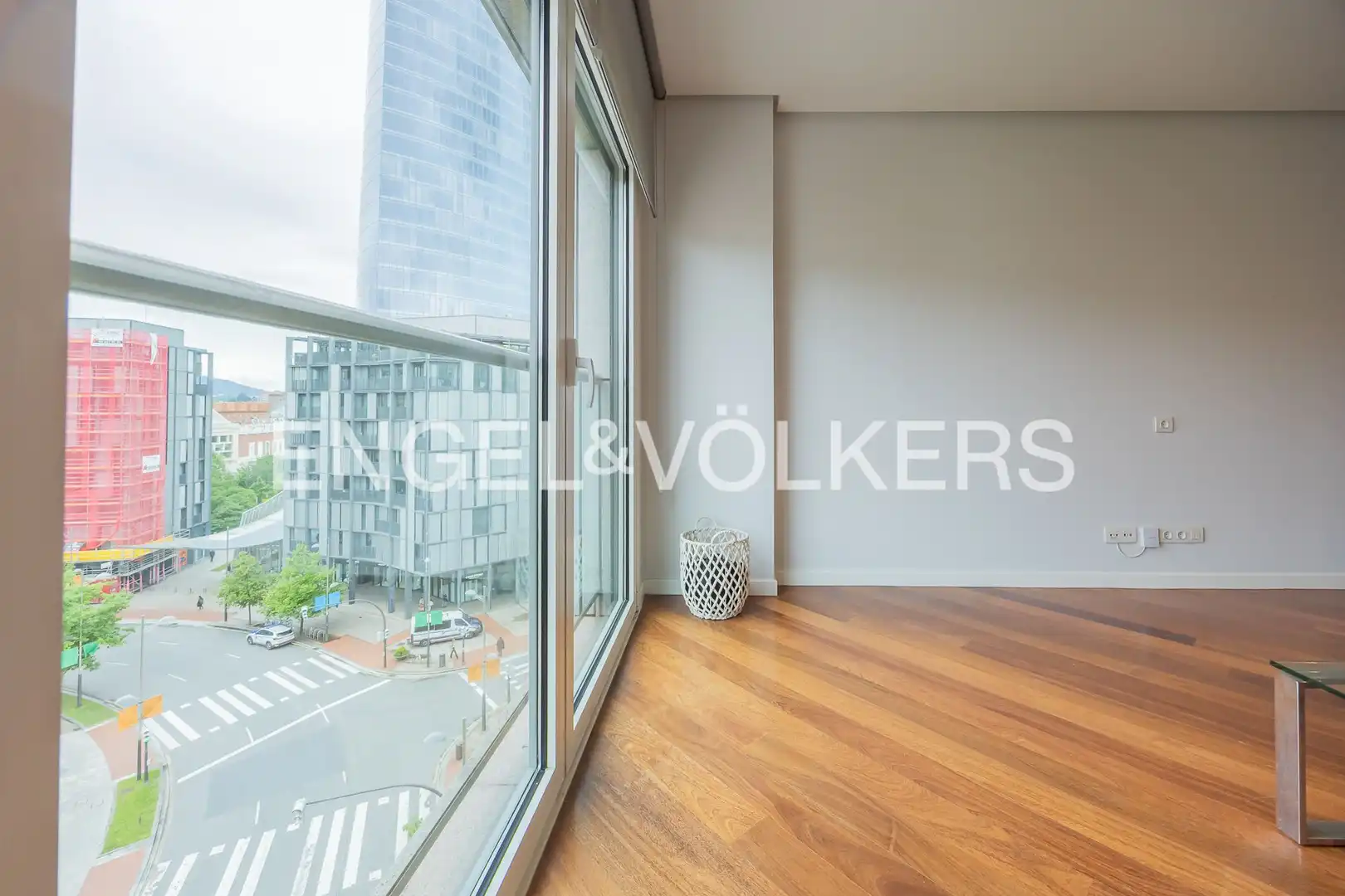 Exterior view of Flat for sale in Bilbao   with Air Conditioner, Heating and Parquet flooring