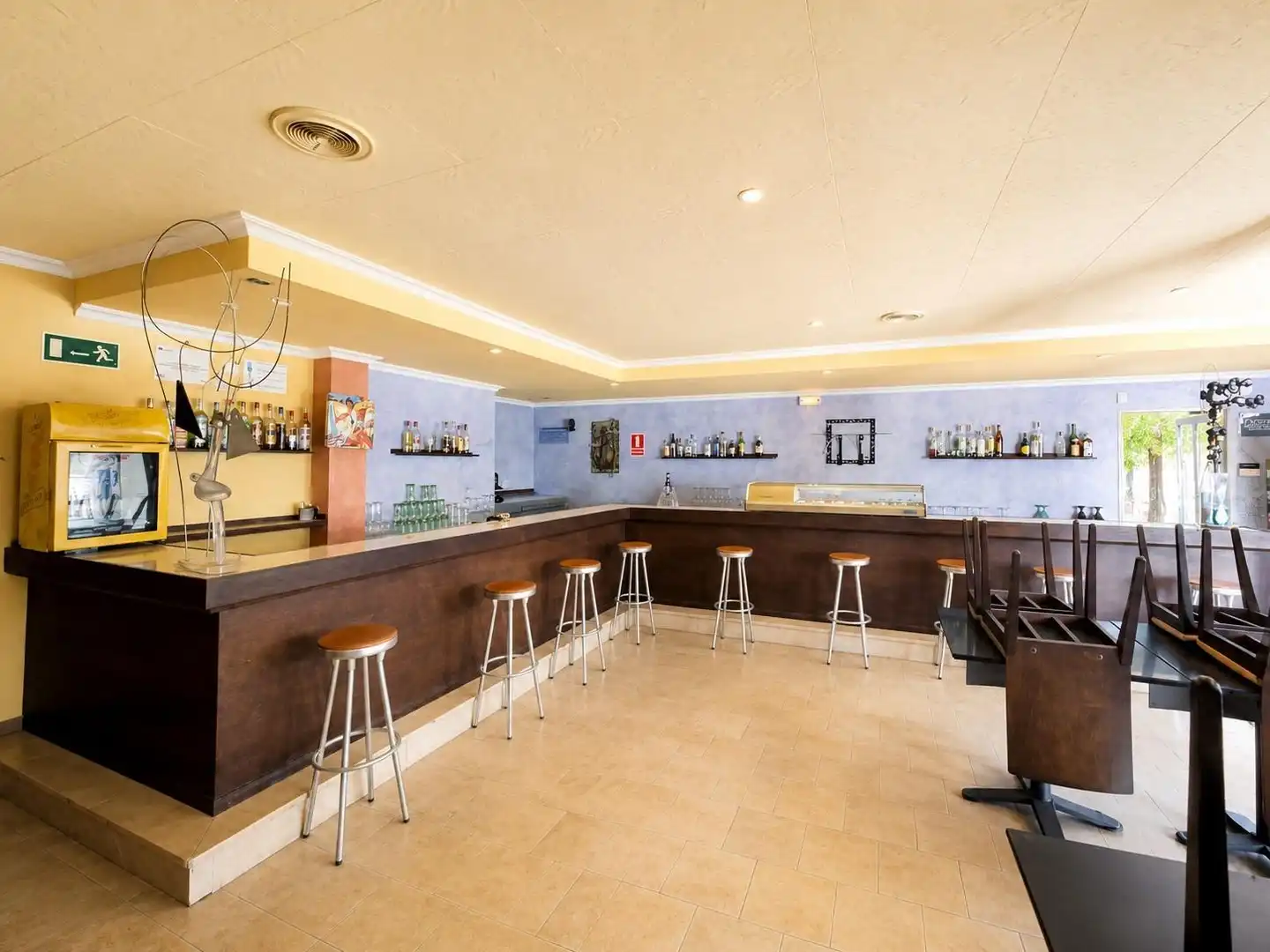 Locale commerciale in vendita a Avenida RIELLS