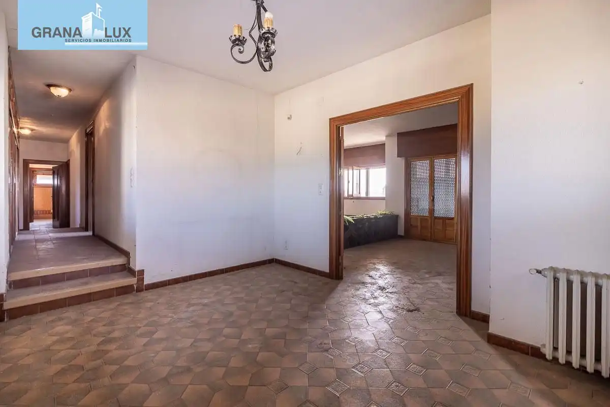 Casa rústica amb piscina en venda a Santa Fe, imagen 7