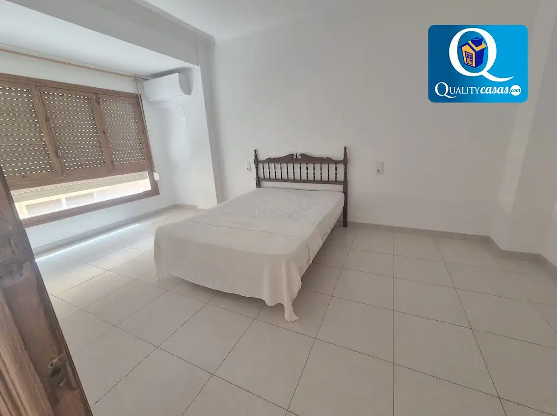 Habitación de Piso de alquiler en Alicante / Alacant con Aire acondicionado