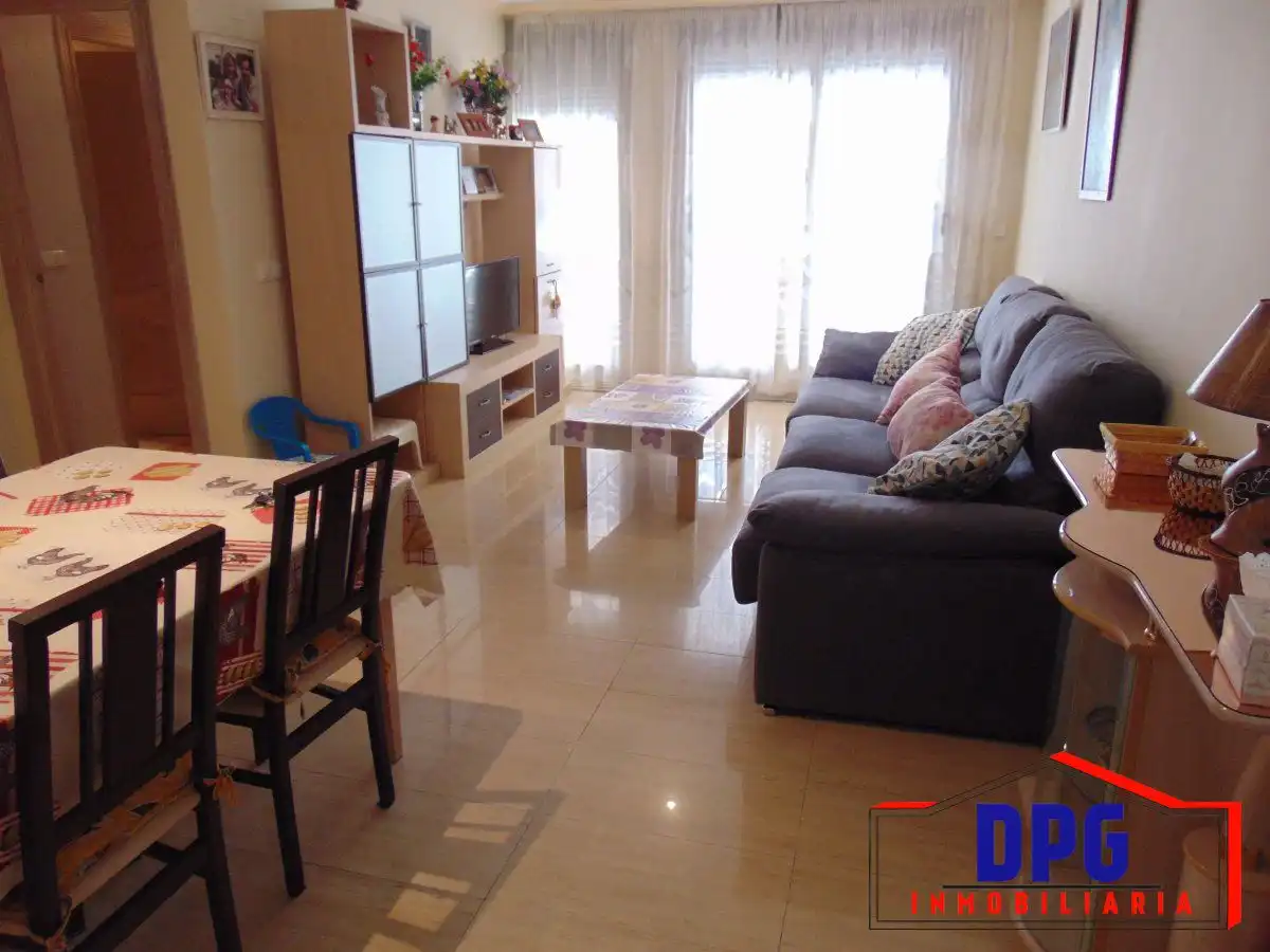 Sala de estar de Apartamento en venta en Garrucha con Aire acondicionado, Terraza y Amueblado