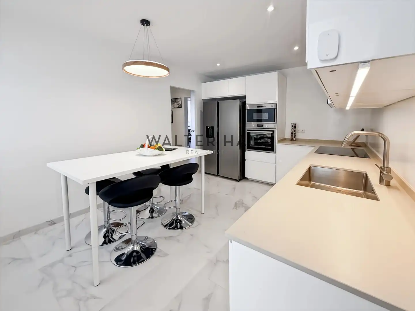 Cocina de Dúplex en venta en Barcelona con Aire acondicionado y Amueblado