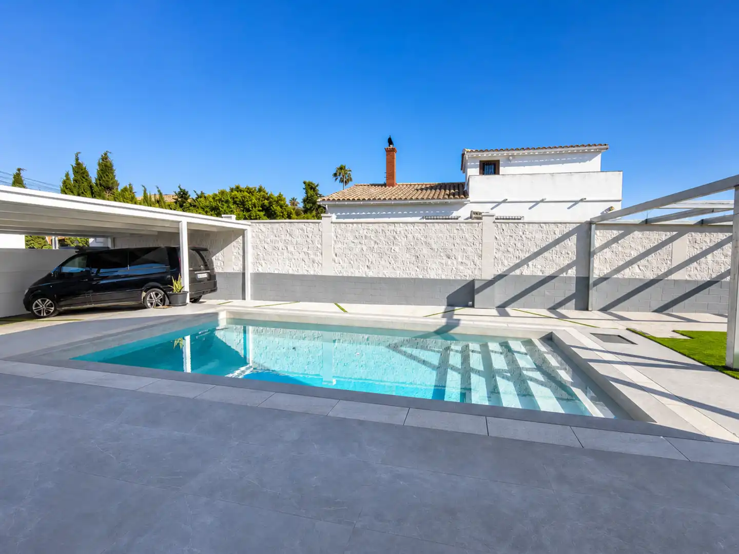 Piscina de Casa o xalet en venda en Estepona amb Aire condicionat, Jardí privat i Terrassa