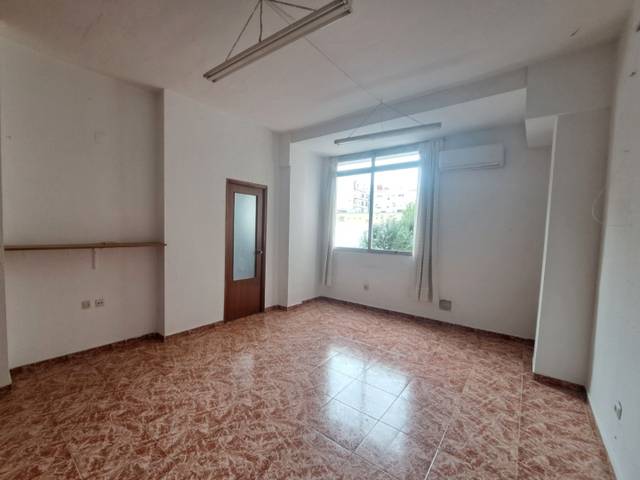 Oficina en Alquiler en Carrer de Pere III el Gran, 13 en Russafa