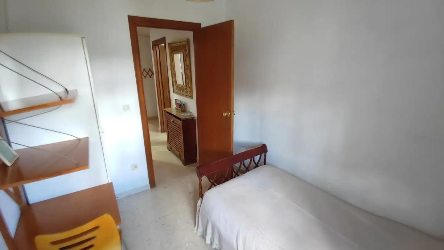 Bedroom of Flat for rent in Granada  with Heating and Furnished