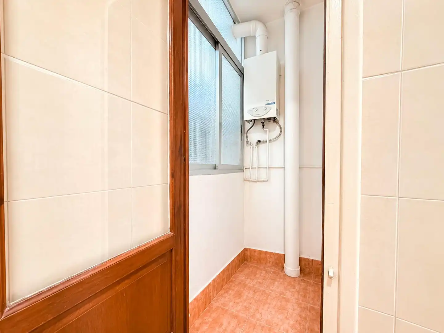 Piso en venta en Burjassot con Balcón