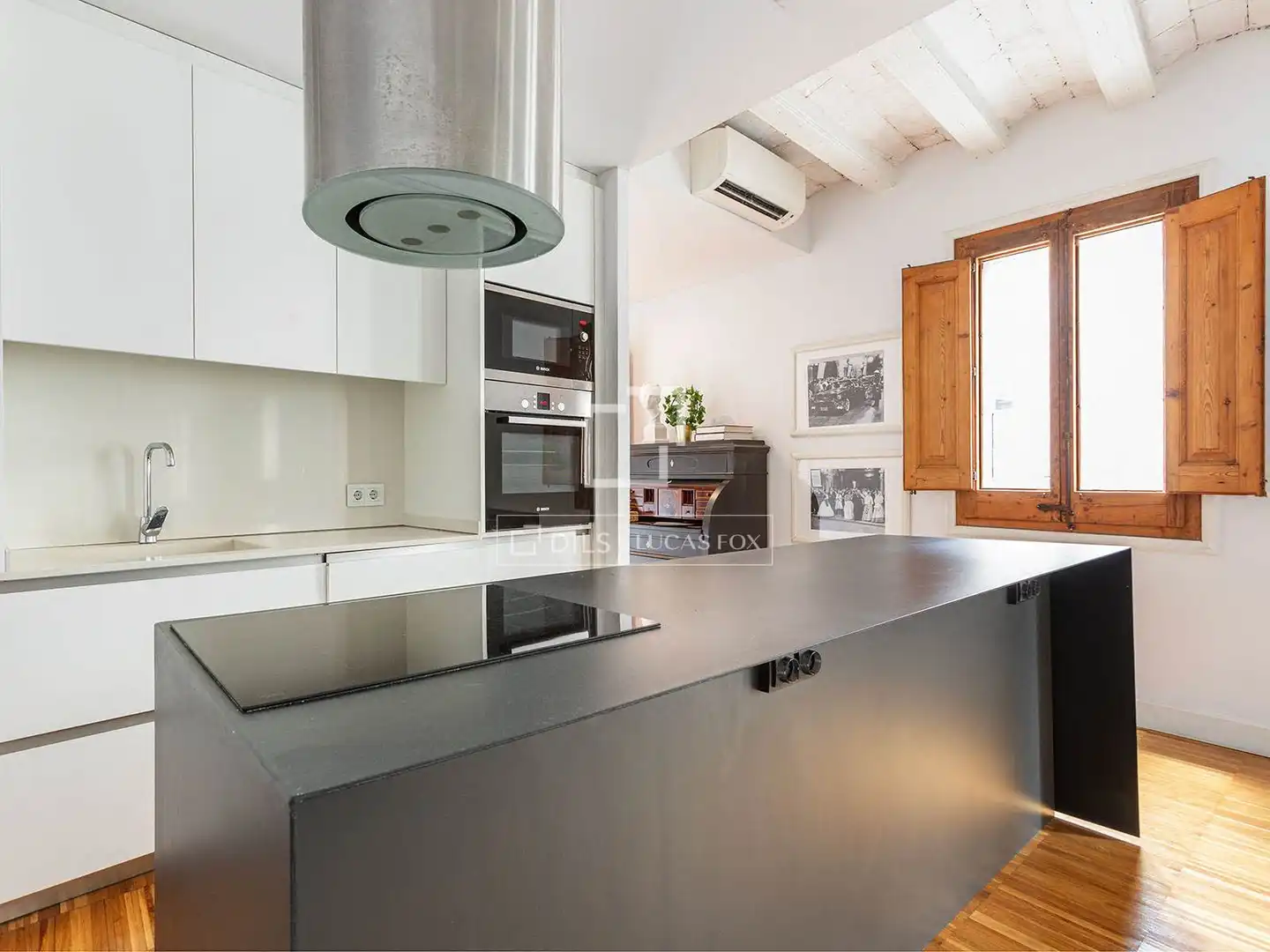 Cocina de Piso en venta en Barcelona con Aire acondicionado, Calefacción y Parquet