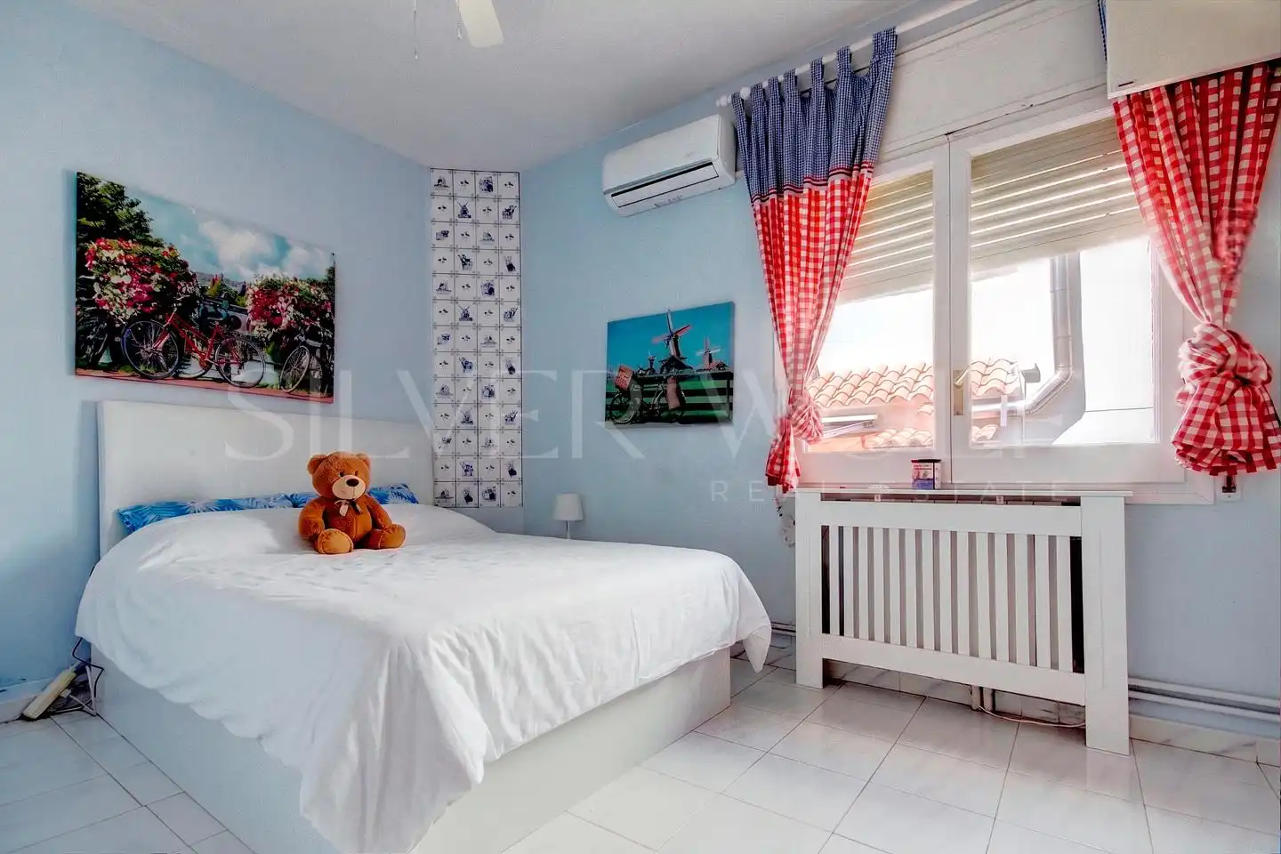 House with pool for sale in calle de la Sardana, imagen 43