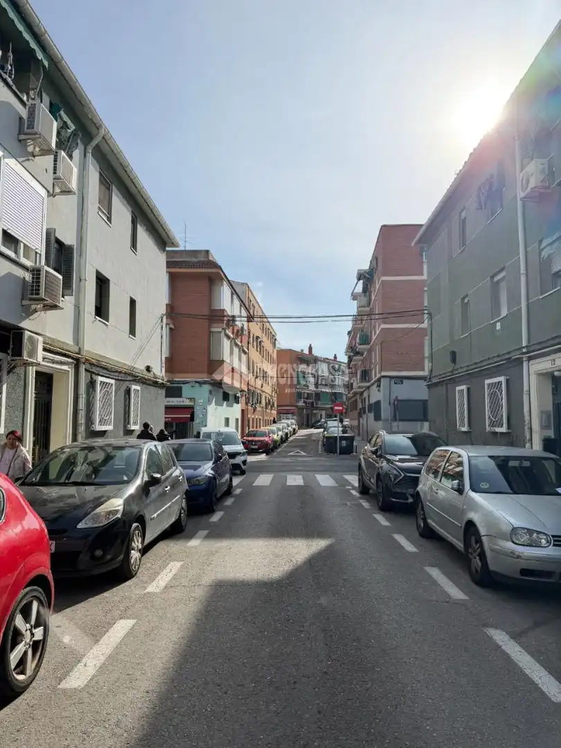 Piso en venta en Plaza Méndez Parada